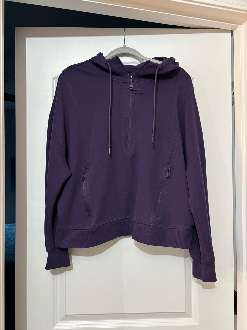 Old Navy Active Dynamic Fleece Hooded 1/2 Zip in sold out Purple Maxine